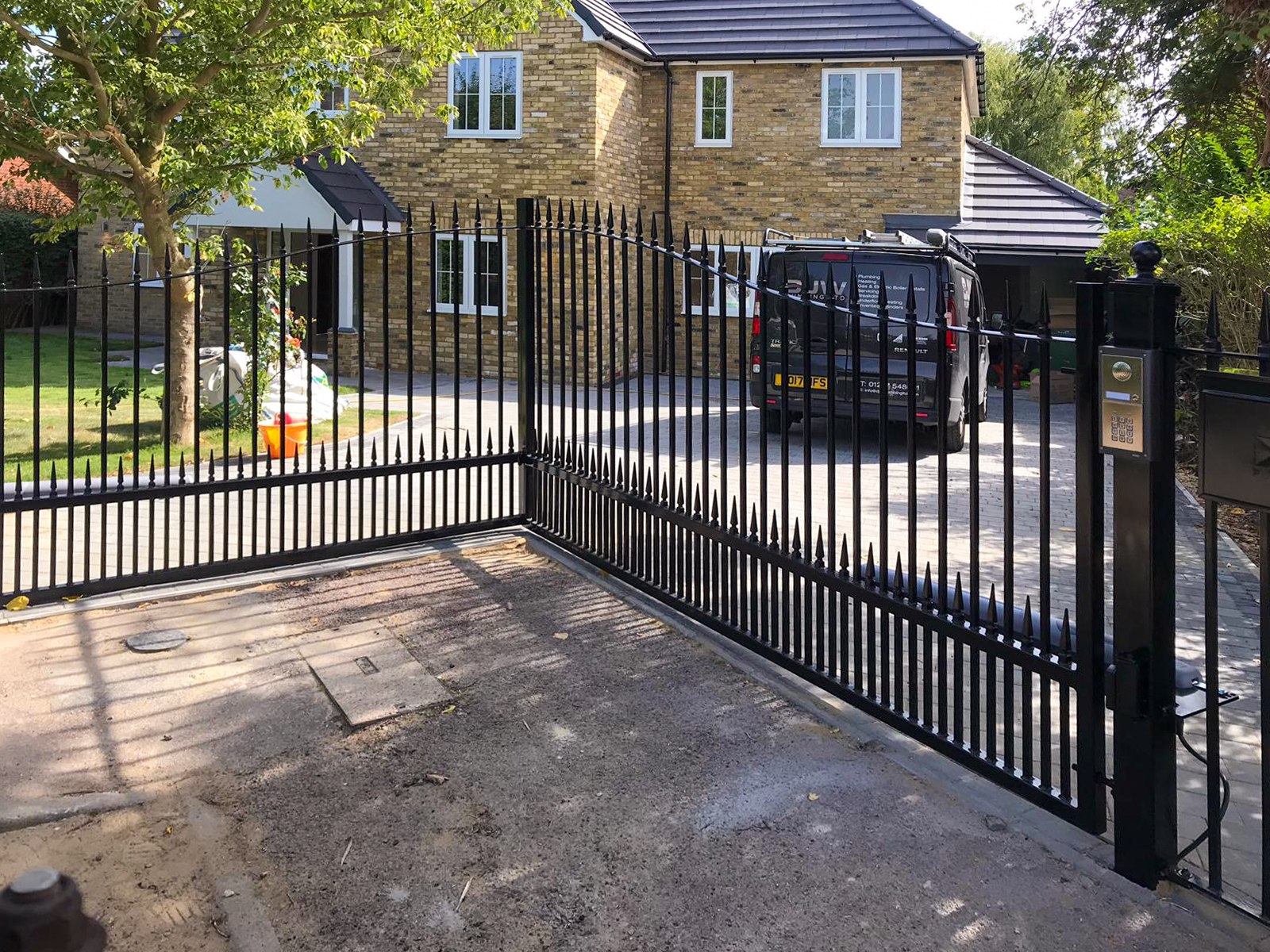 Fencing Essex Wrought Iron Ltd